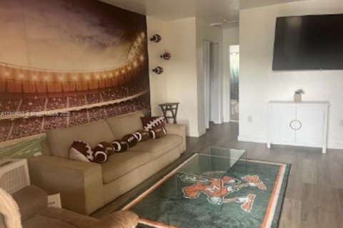 Appartement à louer à Miami, Floride: 1 chambre, 60.39 m2 № 1965230 - photo 6