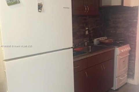 Appartement à louer à Miami, Floride: 1 chambre, 60.39 m2 № 1965230 - photo 3