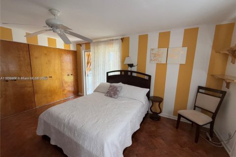 Condo in Delray Beach, Florida, 1 bedroom  № 1820117 - photo 12
