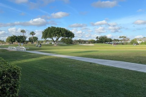 Condo in Delray Beach, Florida, 1 bedroom  № 1820117 - photo 11