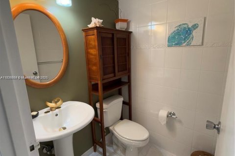 Condo in Delray Beach, Florida, 1 bedroom  № 1820117 - photo 14