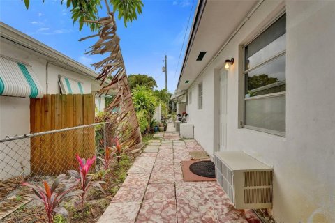 Copropriété à louer à Hollywood, Floride: 1 chambre, 60.39 m2 № 2251371 - photo 21
