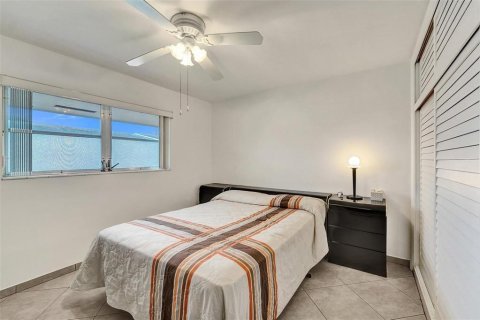 Copropriété à louer à Hollywood, Floride: 1 chambre, 60.39 m2 № 2251371 - photo 17