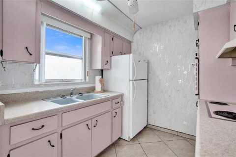 Copropriété à louer à Hollywood, Floride: 1 chambre, 60.39 m2 № 2251371 - photo 12