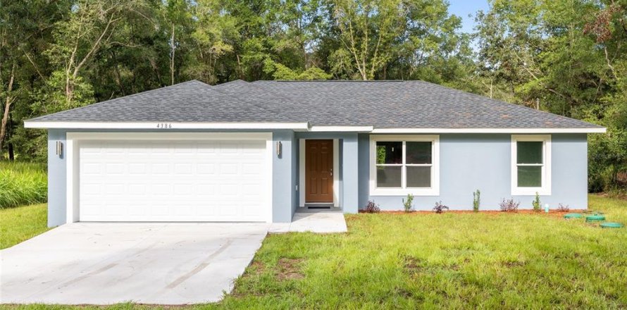 House in Dunnellon, Florida 3 bedrooms, 117.71 sq.m. № 2119441