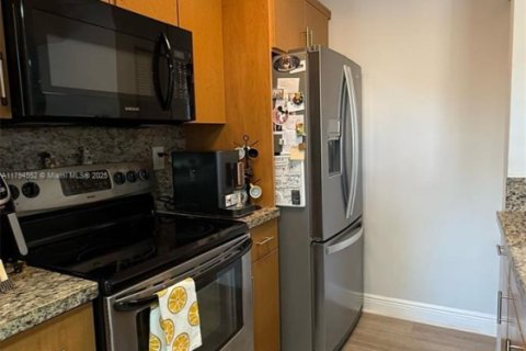 Condominio en venta en Miami, Florida, 2 dormitorios, 76.83 m2 № 1874509 - foto 10