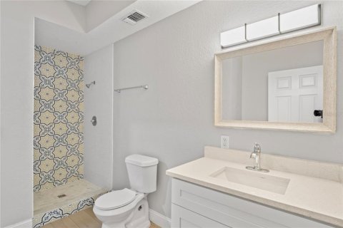 House in Clearwater, Florida 3 bedrooms, 107.77 sq.m. № 1772928 - photo 13