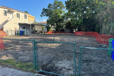 Land in Miami, Florida № 1863028 - photo 2