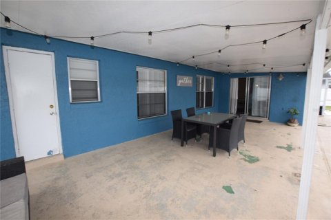 Casa en alquiler en Kissimmee, Florida, 3 dormitorios, 155.98 m2 № 2103863 - foto 9