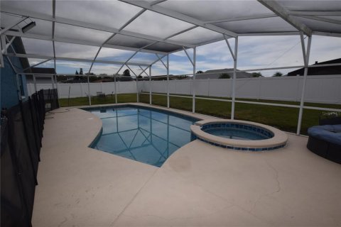 Casa en alquiler en Kissimmee, Florida, 3 dormitorios, 155.98 m2 № 2103863 - foto 3