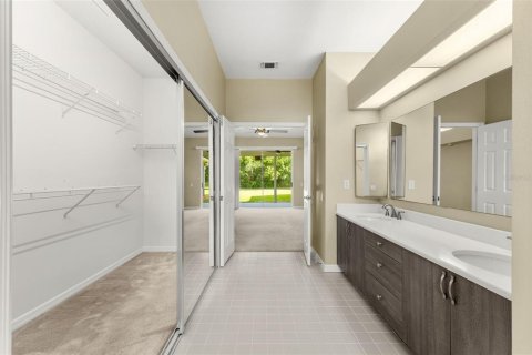 House in Orlando, Florida 4 bedrooms, 227.24 sq.m. № 2349777 - photo 23