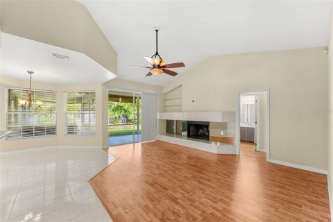 House in Orlando, Florida 4 bedrooms, 227.24 sq.m. № 2349777 - photo 30