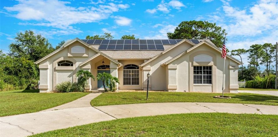 House in Orlando, Florida 4 bedrooms, 227.24 sq.m. № 2349777