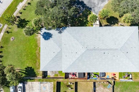 Immobilier commercial à vendre à Cape Canaveral, Floride: 8 chambres, 412.49 m2 № 2429359 - photo 20