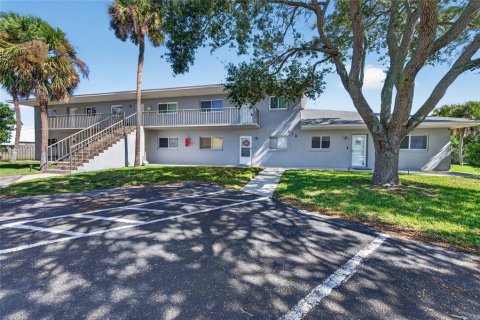 Immobilier commercial à vendre à Cape Canaveral, Floride: 8 chambres, 412.49 m2 № 2429359 - photo 23