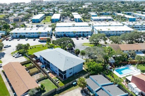 Immobilier commercial à vendre à Cape Canaveral, Floride: 8 chambres, 412.49 m2 № 2429359 - photo 10