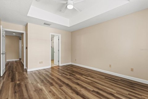 Townhouse in Tampa, Florida 2 bedrooms, 146.14 sq.m. № 2302361 - photo 26
