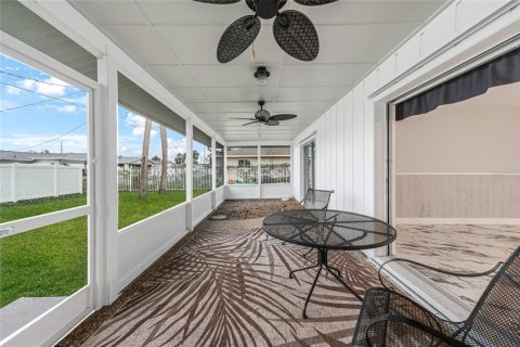 House in Englewood, Florida 2 bedrooms, 124.4 sq.m. № 1772793 - photo 26