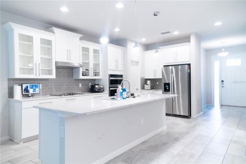 House in Riverview, Florida 4 bedrooms, 219.81 sq.m. № 1857942 - photo 9