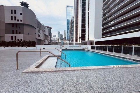 Adosado en venta en Miami, Florida, 2 dormitorios, 145.58 m2 № 2008556 - foto 22