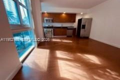 Touwnhouse à vendre à Miami, Floride: 2 chambres, 145.58 m2 № 2008556 - photo 9