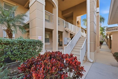 Condominio en Bradenton, Florida, 2 dormitorios № 2229470