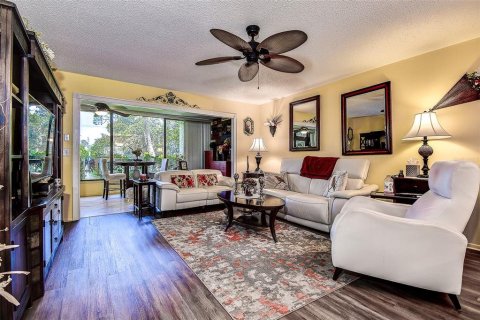 Condo in Bradenton, Florida, 2 bedrooms  № 1886957 - photo 2