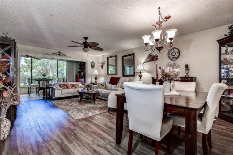Condo in Bradenton, Florida, 2 bedrooms  № 1886957 - photo 3