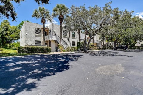 Condo in Bradenton, Florida, 2 bedrooms  № 1886957 - photo 29