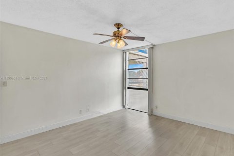 Купить кондоминиум в Авентура, Флорида 1 спальня, 68.84м2, № 2014855 - фото 28