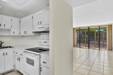 Купить кондоминиум в Авентура, Флорида 1 спальня, 68.84м2, № 2014855 - фото 2