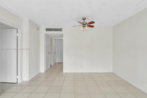 Купить кондоминиум в Авентура, Флорида 1 спальня, 68.84м2, № 2014855 - фото 18