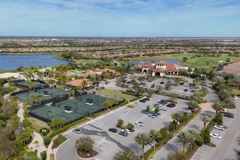 Copropriété à louer à Bradenton, Floride: 2 chambres, 141.95 m2 № 1802365 - photo 4