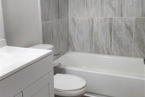Touwnhouse à vendre à Tampa, Floride: 3 chambres, 120.4 m2 № 1805166 - photo 9