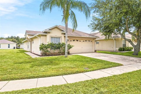 Casa en venta en Land O' Lakes, Florida, 3 dormitorios, 139.35 m2 № 2339444 - foto 3