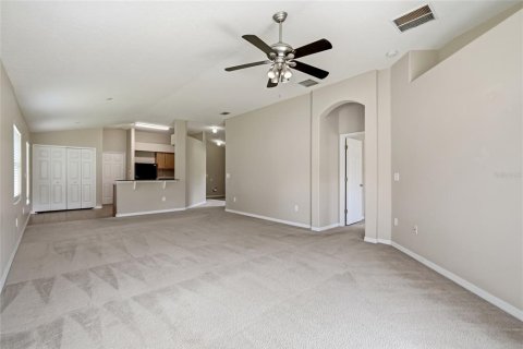 Casa en venta en Land O' Lakes, Florida, 3 dormitorios, 139.35 m2 № 2339444 - foto 9