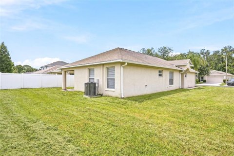 Casa en venta en Land O' Lakes, Florida, 3 dormitorios, 139.35 m2 № 2339444 - foto 29