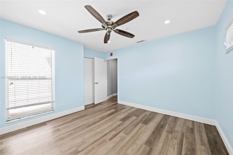 Villa ou maison à vendre à Boca Raton, Floride: 5 chambres, 174.28 m2 № 2051651 - photo 14