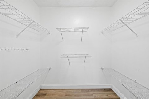 Villa ou maison à vendre à Boca Raton, Floride: 5 chambres, 174.28 m2 № 2051651 - photo 10