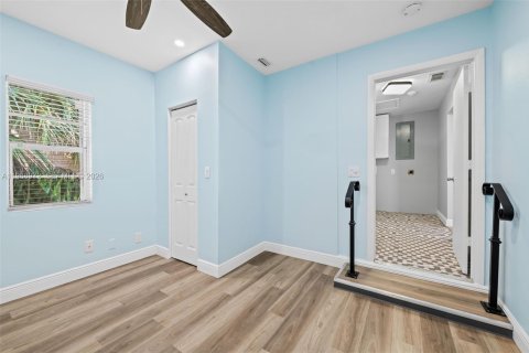 Villa ou maison à vendre à Boca Raton, Floride: 5 chambres, 174.28 m2 № 2051651 - photo 4