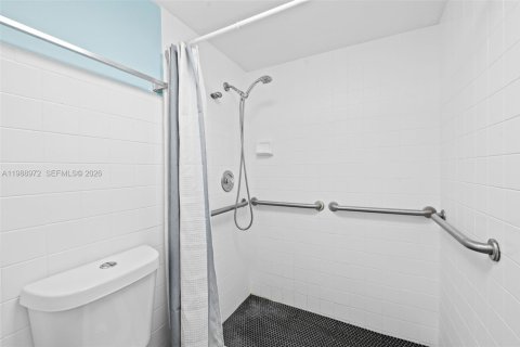 Villa ou maison à vendre à Boca Raton, Floride: 5 chambres, 174.28 m2 № 2051651 - photo 16