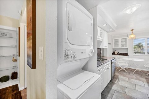 Copropriété à vendre à Sarasota, Floride: 2 chambres, 106.28 m2 № 1718963 - photo 25