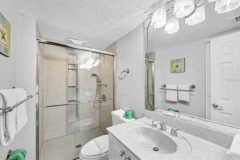 Copropriété à vendre à Sarasota, Floride: 2 chambres, 106.28 m2 № 1718963 - photo 24