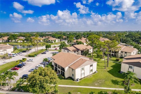 Condo in Greenacres, Florida, 2 bedrooms  № 1849316 - photo 20