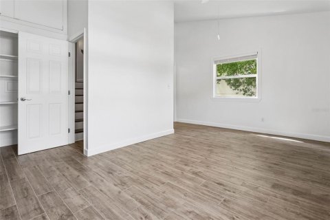 Купить таунхаус в Тампа, Флорида 4 комнаты, 108.14м2, № 2408153 - фото 13