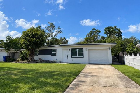 Villa ou maison à Daytona Beach, Floride 3 chambres, 84.73 m2 № 2398435