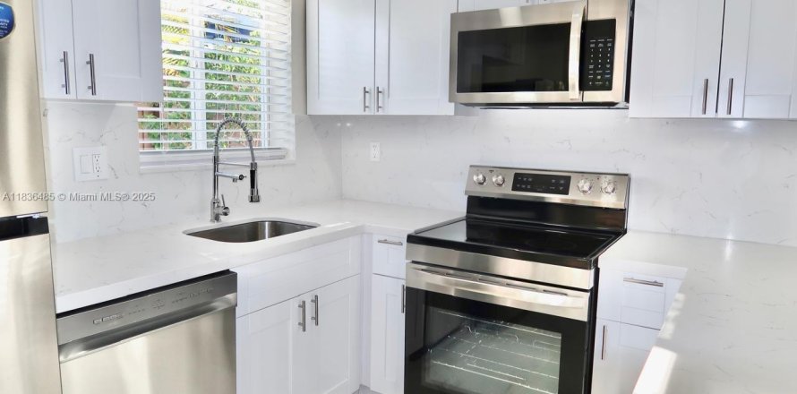 Appartement à Fort Lauderdale, Floride 2 chambres, 161.46 m2 № 1820313