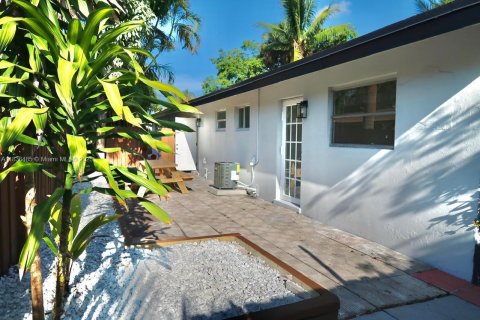 Appartement à louer à Fort Lauderdale, Floride: 2 chambres, 161.46 m2 № 1820313 - photo 23