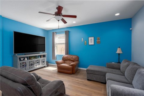 House in Ellenton, Florida 4 bedrooms, 235.04 sq.m. № 1550397 - photo 13