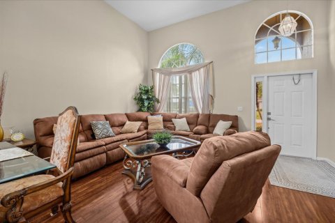 House in Port St. Lucie, Florida 4 bedrooms, 216.93 sq.m. № 2394838 - photo 7